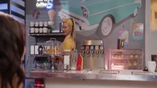 Ebony lesbian ass licking cafe attendant