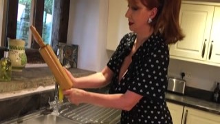 Red-XXX - Horny Housewife 2